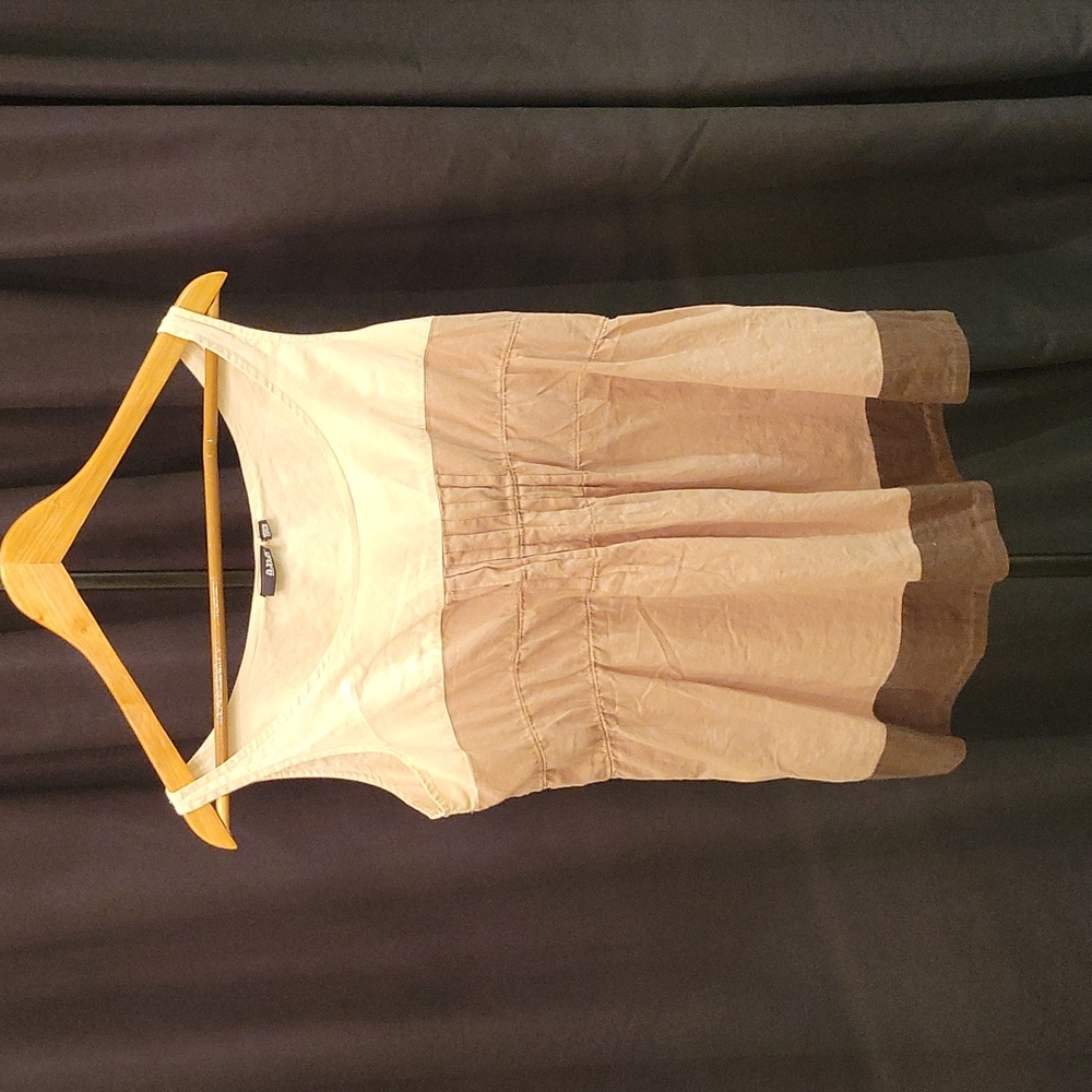 Women top.